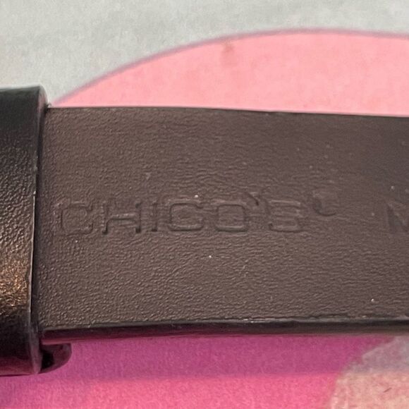 Chico’s Belt Black Split Leather Silver Gold Tone Metal Clasp Slide Adjustable - Picture 4 of 7